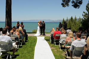 Exchanging vows on the grassy knoll at Regan Beach Park